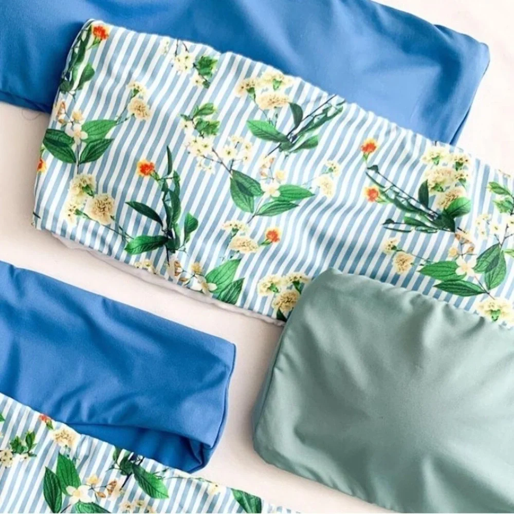 NEW Dippin’ Daisy’s Striped Floral Bandeau Bikini Top